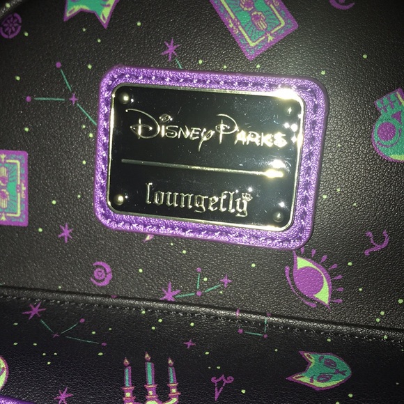Loungefly Hocus Pocus Disney Parks exclusive mini backpack - Picture 10 of 11